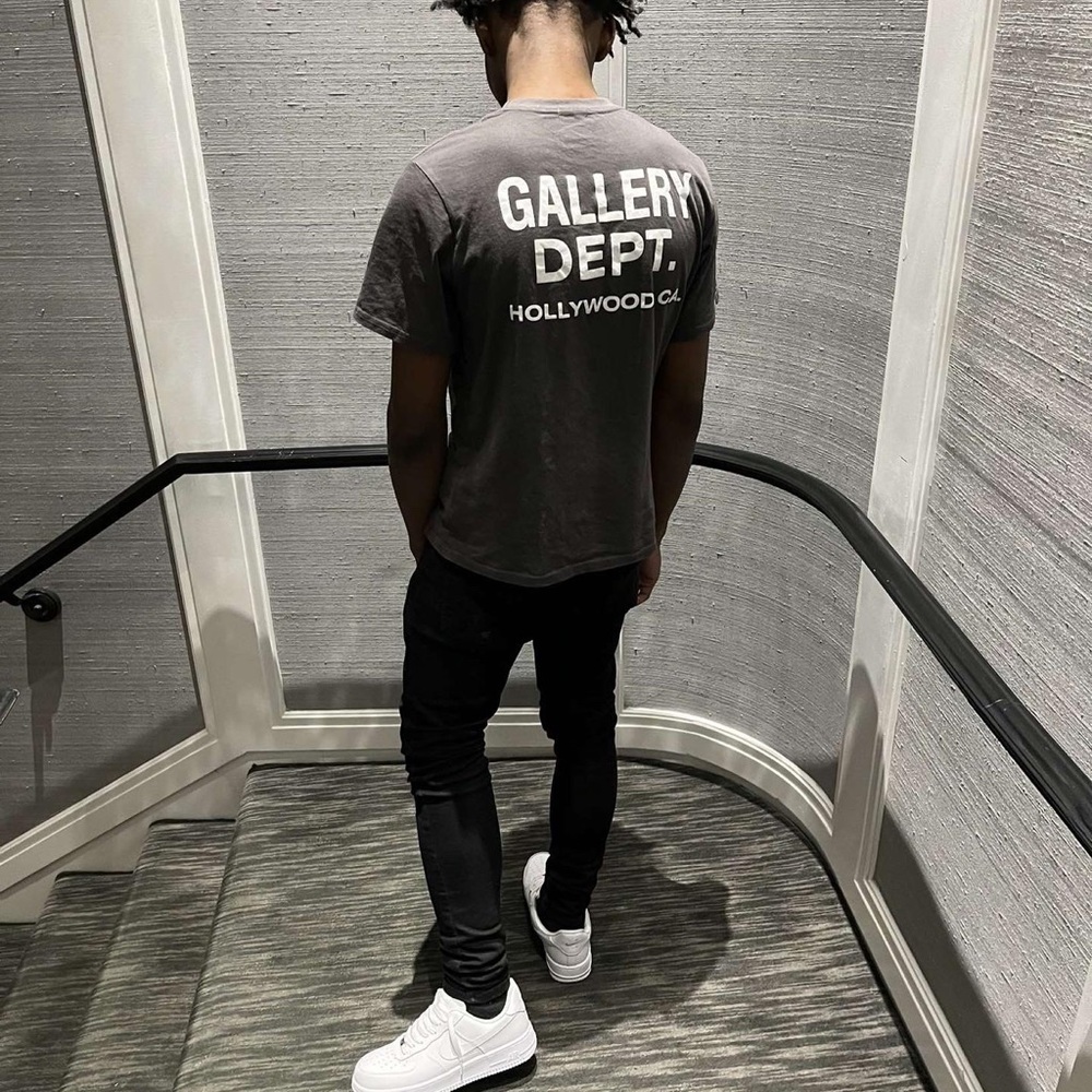 Meet your Posher, Kay